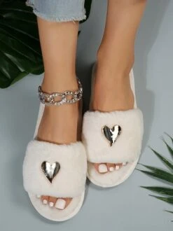 Casual Metallic Heart-shaped Fluffy Slippers -Zolucky Sales Store 03d3212603b516106327edcdbc11ab61