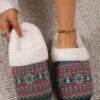 Christmas Ethnic Pattern Fluffy Toe-covered Slippers