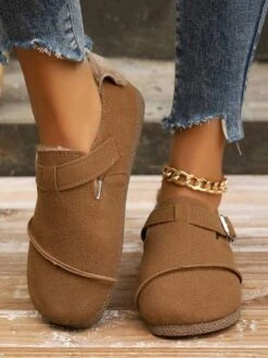 Vintage Adjustable Buckle Faux Suede Flat Shoes