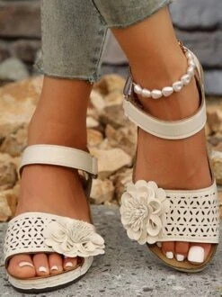 Retro Casual Three-dimensional Flower Hollow Breathable Wedge Sandals -Zolucky Sales Store 114f7b4e0ebfaf7c9ba5299e09f4288e