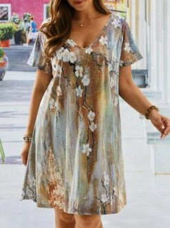 Plus Size Floral Casual V Neck Short Sleeve Dress