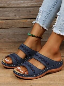 Retro Style Hollow Out Circular Embroidery Foot Casual Slippers -Zolucky Sales Store 1e0c0daa16820fc745d4a44d8cd4c3af