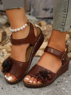Retro Casual Three-dimensional Flower Hollow Breathable Wedge Sandals -Zolucky Sales Store 1f10c3a439766c1892ba512254b47df4