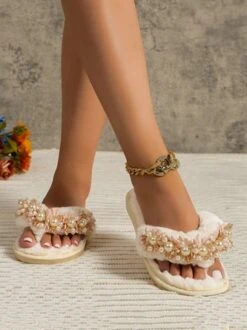 Elegant Applique Imitation Pearls Fluffy Flip-Flops Slippers 36 Elegant Applique Imitation Pearls Fluffy Flip-Flops Slippers -Zolucky Sales Store 212efc40785cac80d5a476e127dd41d0