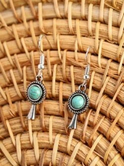 Vintage Turquoise Short Earrings Distressed Ethnic Style -Zolucky Sales Store 2fdfd6af9dbb125c2c166df157e74d3b