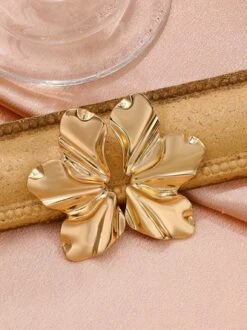 Elegant Golden Irregular Petal Earrings -Zolucky Sales Store 3309ae49c063898c0107fcc41a33102f