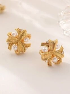 Elegant Imitation Pearl Rhinestone Textured Stud Earrings