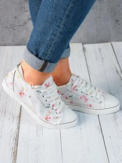 Lightweight Breathable Wear-Resistant Floral Lace-Up Sneakers Canvas Shoes -Zolucky Sales Store 4e2af112411f2b3fa0e7f7e3931308a6