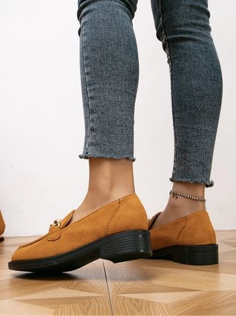 Women Chain Decor Block Heel Faux Suede Loafers 5 Women Chain Decor Block Heel Faux Suede Loafers - Image 5