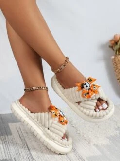 Halloween Casual Detachable Bow Skull Cross-strap Household Slippers 7 Halloween Casual Detachable Bow Skull Cross-strap Household Slippers -Zolucky Sales Store 55b1fd9a6fce4f6d9aebf500e277bed8 1695263438661