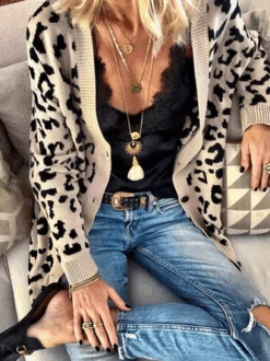 Collarless Wool/Knitting Sweater Coat