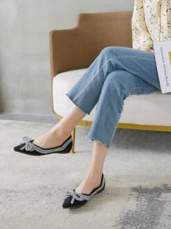 Sparkling Rhinestone Bowknot Fashion Flat Shallow Shoes 19 Sparkling Rhinestone Bowknot Fashion Flat Shallow Shoes -Zolucky Sales Store 667f01229edc49b78c433250666ee488