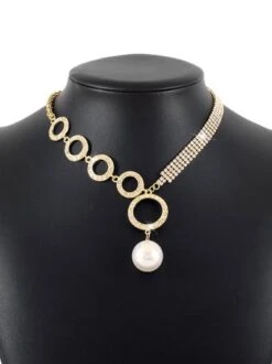 Elegant Imitation Pearl Circle Rhinestone Pendant Necklace -Zolucky Sales Store 69d76adfe5e1d7fe1bd3039770ea603f