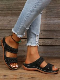 Retro Style Hollow Out Circular Embroidery Foot Casual Slippers -Zolucky Sales Store 76d8939cd116bcc91cc616da7edc9eda