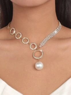 Elegant Imitation Pearl Circle Rhinestone Pendant Necklace -Zolucky Sales Store 818d269f724ecdb98e2db4bf7dbe4e1a