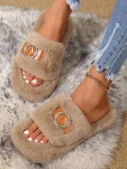 Casual Color Block Buckle Comfy Fluffy Slippers -Zolucky Sales Store 85e62acb276d5e697f1a061fcbb4de2a