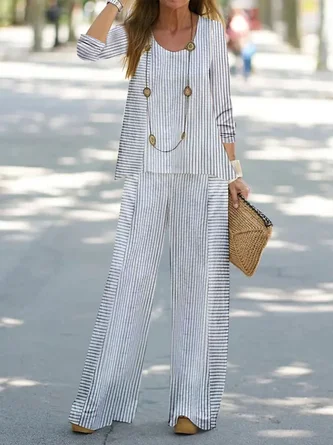Striped Printed Loose Crew Neck Casual Two-Piece Set 1 Striped Printed Loose Crew Neck Casual Two-Piece Set