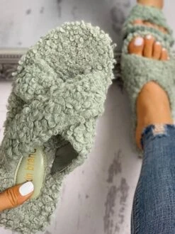 Plain Casual Autumn Fluffy Slippers 12 Plain Casual Autumn Fluffy Slippers -Zolucky Sales Store 8d8aa0c1024b907259ea578b8c928289