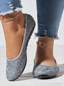 Comfortable Soft Sole Lace Pumps
