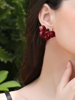 Elegant Handmade 3D PU Leather Imitation Pearl Flower Earrings -Zolucky Sales Store 97502315ebc0e5d00149241c86646c64