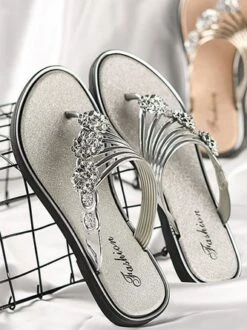 Women's Diamond Flat Thong Sandals -Zolucky Sales Store 9cf71ed02ef953a29f9a5a0d2e264e52