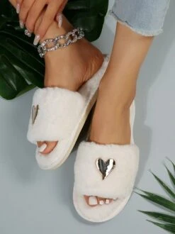 Casual Metallic Heart-shaped Fluffy Slippers -Zolucky Sales Store ab14d5944a2fc52b3a490bf35814f9a4