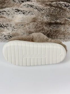 Color Block Casual Faux Fur Paneled Toe-covered Slippers 25 Color Block Casual Faux Fur Paneled Toe-covered Slippers -Zolucky Sales Store aea78f170a33400da1e58cb72b9fc2b2 1698916468938