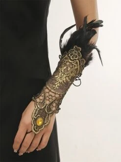 1 Piece Golden Lace Imitation Feather Retro Banquet Arm Chain