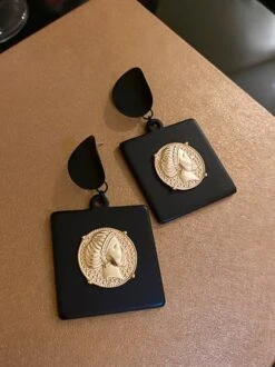 Metal Portrait Geometric Retro Pendant Earrings -Zolucky Sales Store b3607a6b59829ede1bfefeb07e6aef4d