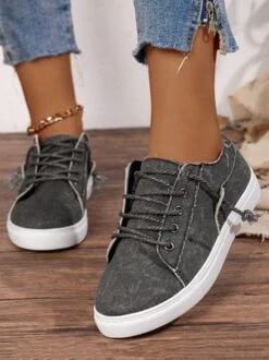Women Vintage Lace-Up Canvas Shoes 22 Women Vintage Lace-Up Canvas Shoes -Zolucky Sales Store b3d4912c8917eb5c40ed99b7c05cfcf4