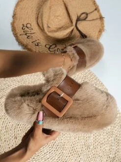 Color Block Buckle Warmth Fluffy Toe-covered Slippers -Zolucky Sales Store b457ef043a7b20bd7771754e81dfca52
