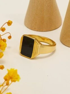 Women Minimalist Black Square Ring -Zolucky Sales Store b5e6cac50755c98a99f09e13bce17468