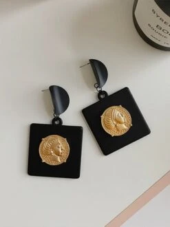Metal Portrait Geometric Retro Pendant Earrings -Zolucky Sales Store b6bdbd63681ae9d3bf699fe110f329eb