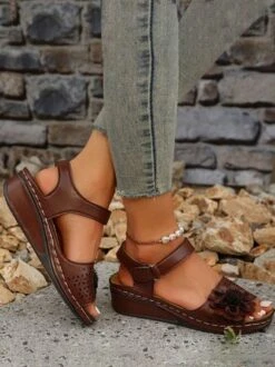 Retro Casual Three-dimensional Flower Hollow Breathable Wedge Sandals -Zolucky Sales Store c87d0e2ec7360a669276d5b68c8498ba