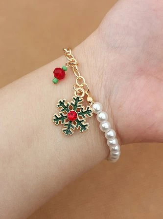 Christmas Cartoon Snowflake Santa Claus Imitation Pearls Bracelets 1 Christmas Cartoon Snowflake Santa Claus Imitation Pearls Bracelets