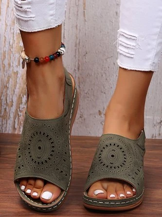 Ethnic Pattern Punched Hollow Velcro Vintage Hook And Loop Comfortable Wedge Sandals For Women 4 Ethnic Pattern Punched Hollow Velcro Vintage Hook And Loop Comfortable Wedge Sandals For Women - Image 4