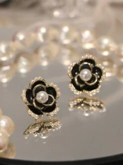 French Retro Camellia Imitation Pearl Stud Earrings -Zolucky Sales Store f45eca8f71e940d38212c791ca1d0ac8 1699594732832
