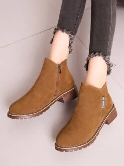 British Style Round Toe Comfortable Zip Low Heel Booties -Zolucky Sales Store f595887ad12dd601c45ad8b64aa15c85